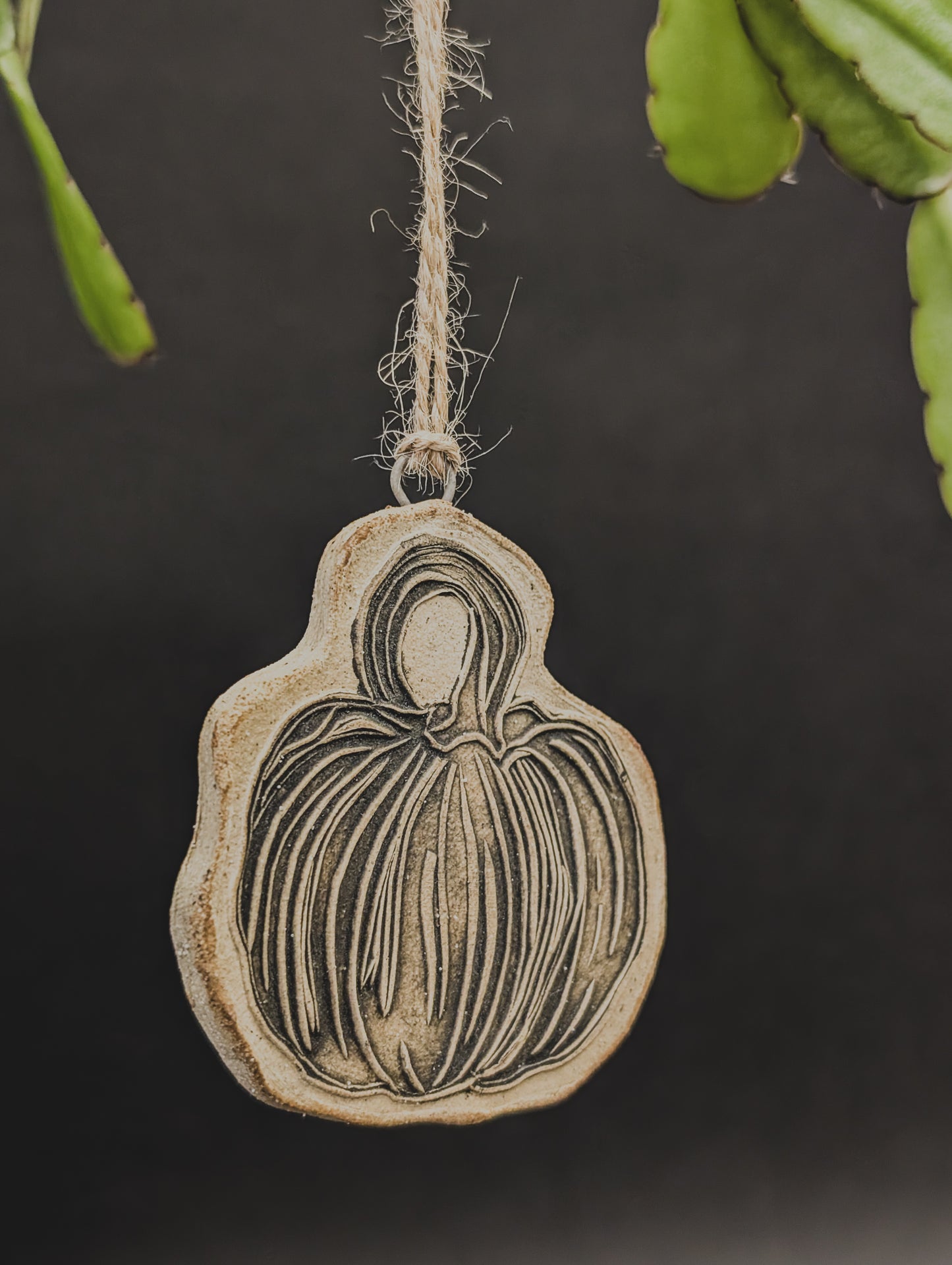 Woodland decs - matte black