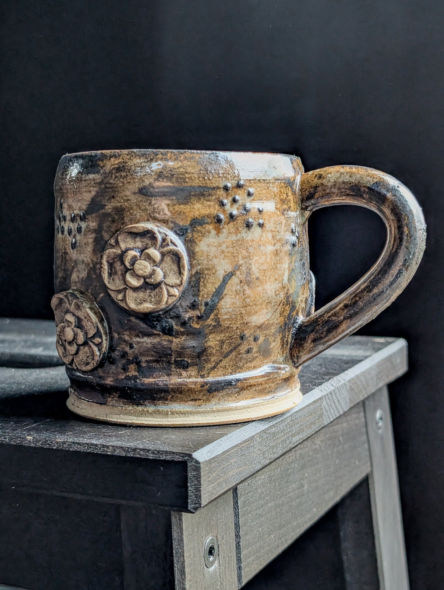 Rose motif mugs