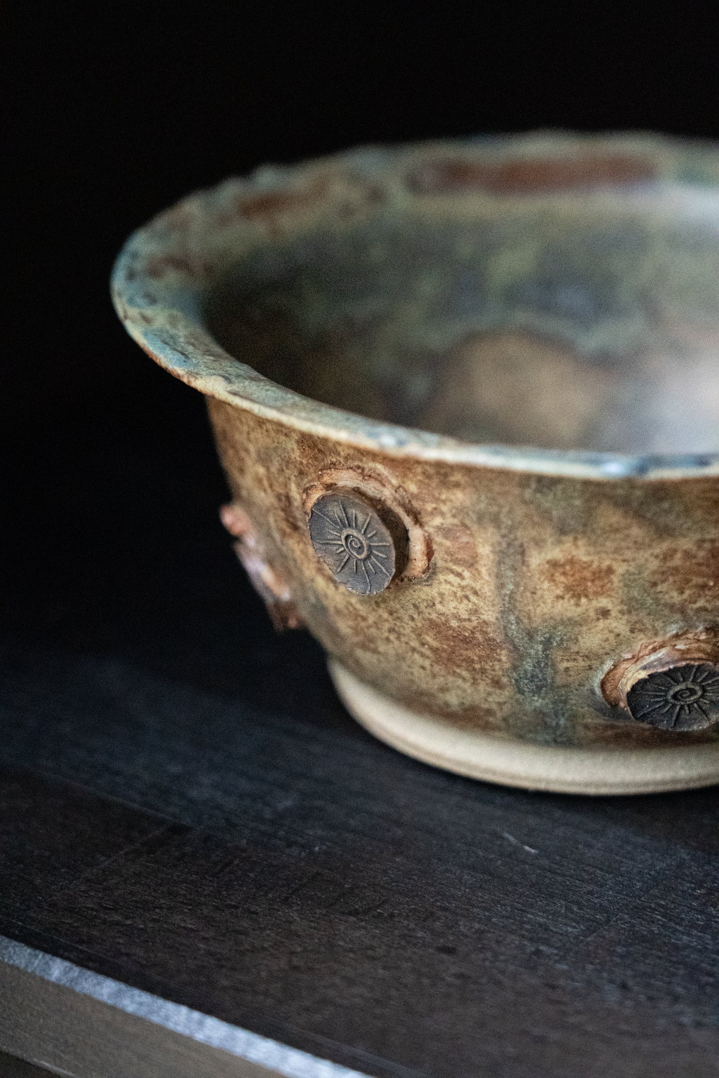 Sunburst Charm Bowl - Biscuit